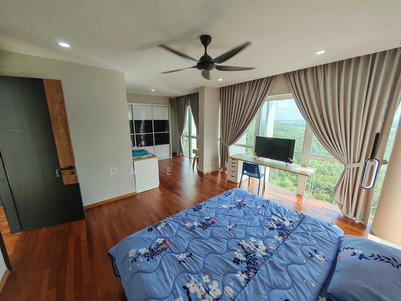 Medini Signature - 1