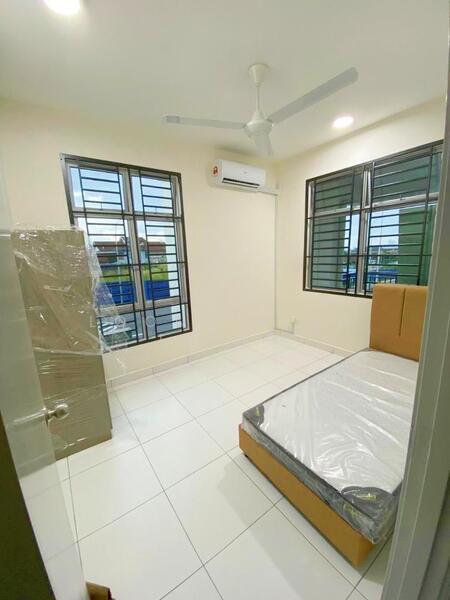 skudai skudai skudais - 4