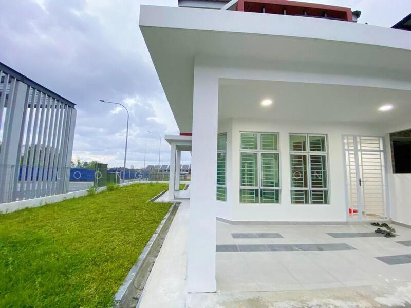 skudai skudai skudais - 1