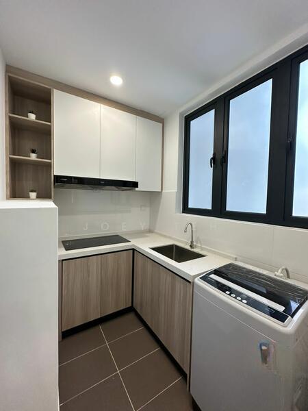 Golden Triangle 2 - 2