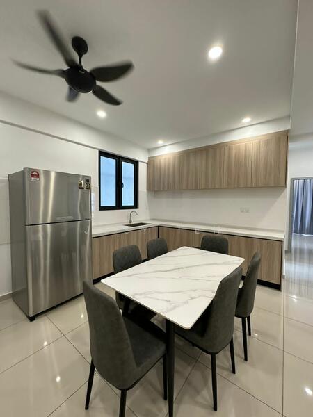 Golden Triangle 2 - 4