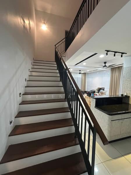 Austin Crest - 5