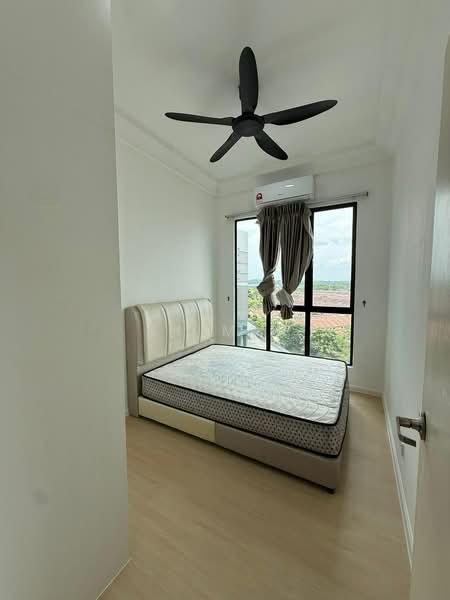 The Platino Serviced Apartment - 3