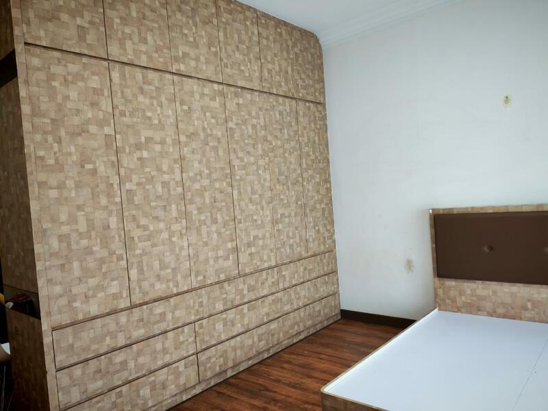 Twin Galaxy (Dwi Galaksi) - 4