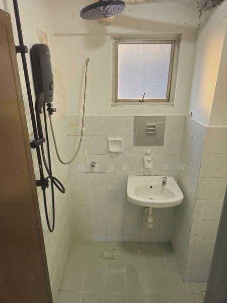 Avenue Court - 5