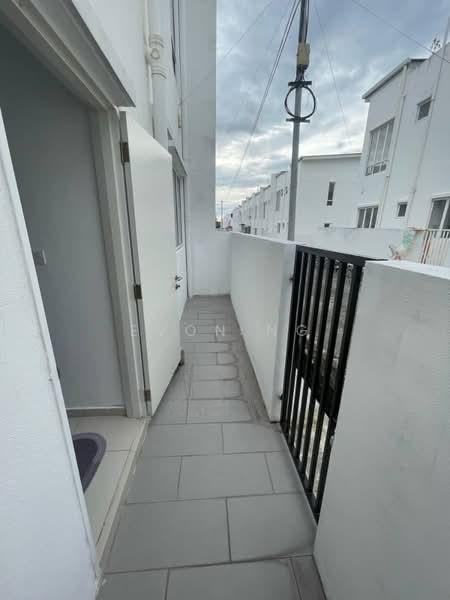 Ara Sendayan rental RM1600 with furnished - 4