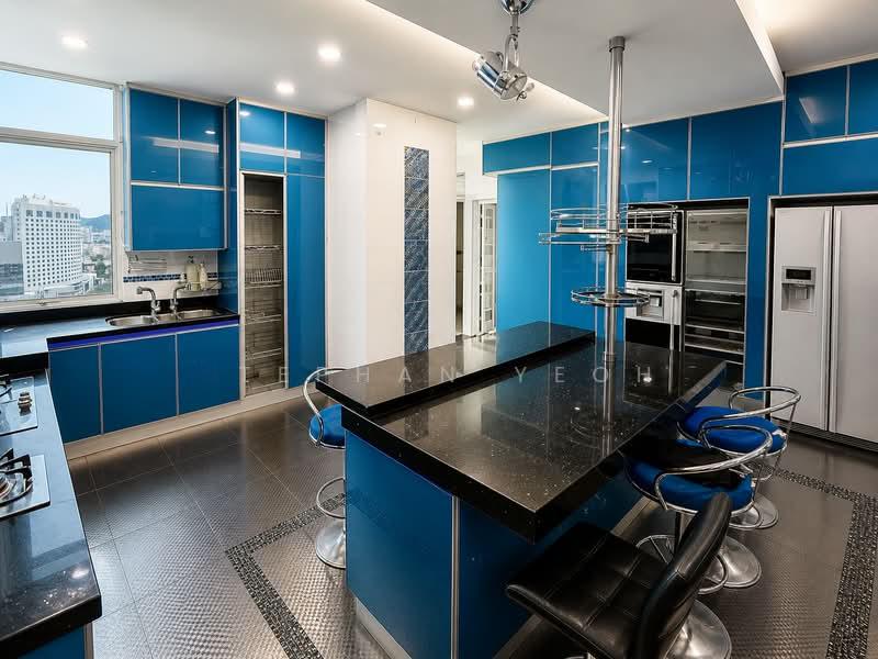 Mayfair Condominium - 3