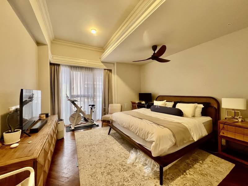 Hampshire Park Condominium - 3