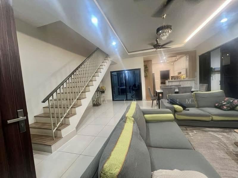 City of Elmina : Elmina Valley Phase 3 - 5