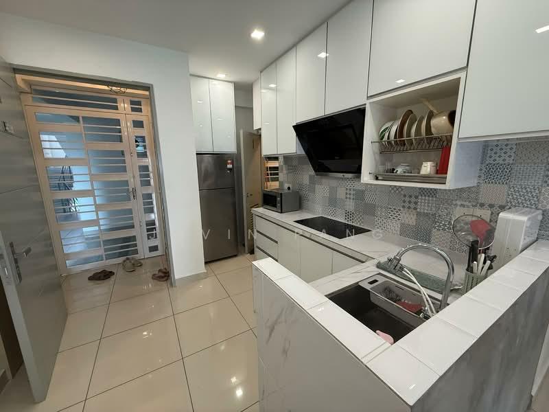 Tropicana Bay Residences - 2