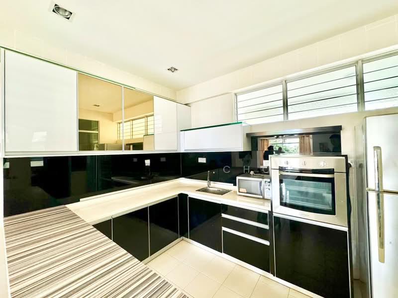 The Waterfront Condominium - 5