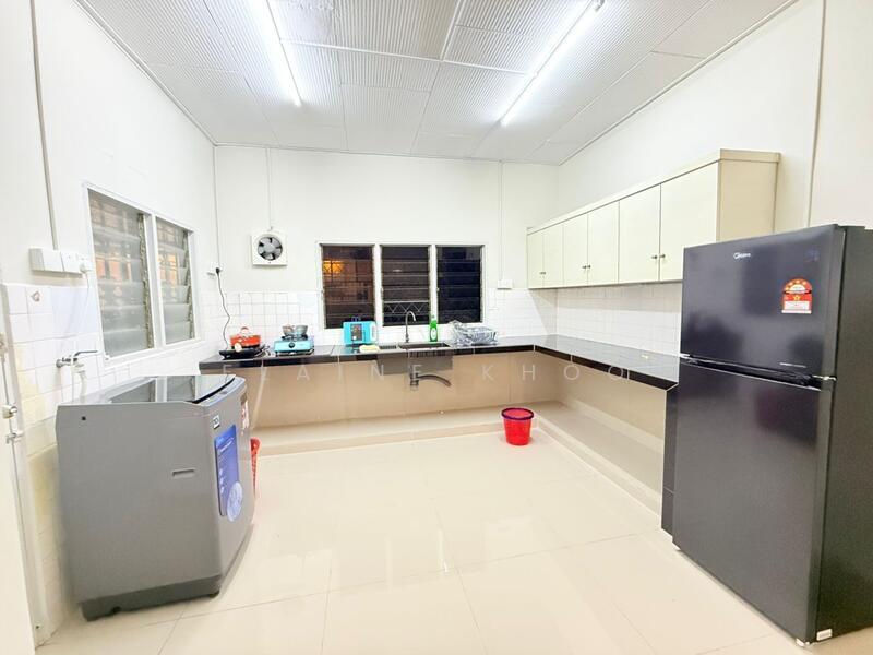 Telok Pulai Taman Gembira Room for Rent 2 sty 150-200sqft Fully Furnished - 5