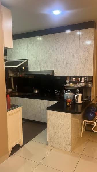 M Condominium @ Larkin - 4