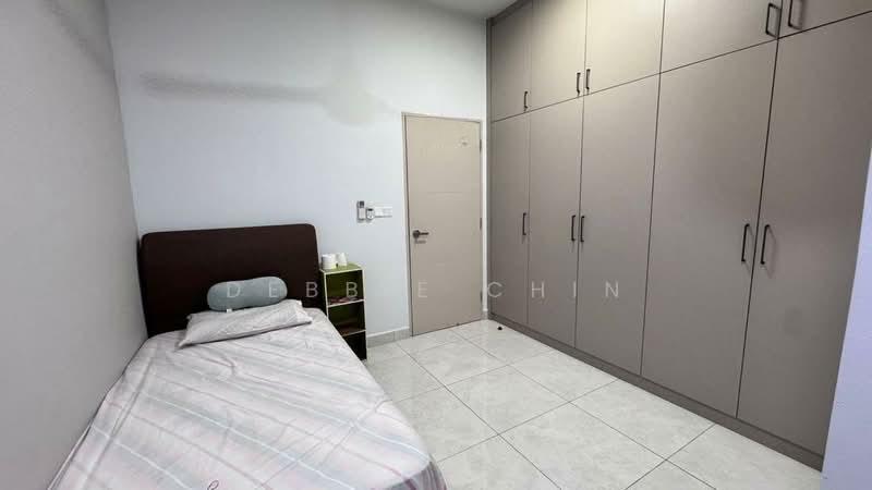 Iconia Garden Residence - 5