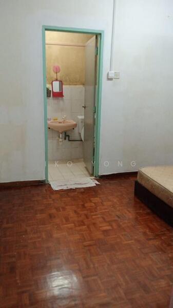 Lily & Jasmine Apartment - 3