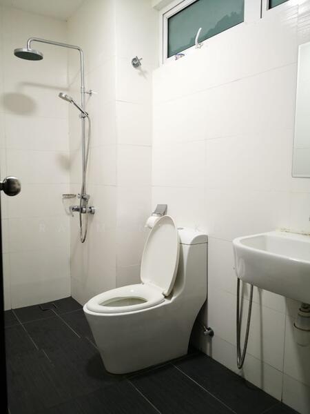 Twin Galaxy (Dwi Galaksi) - 3