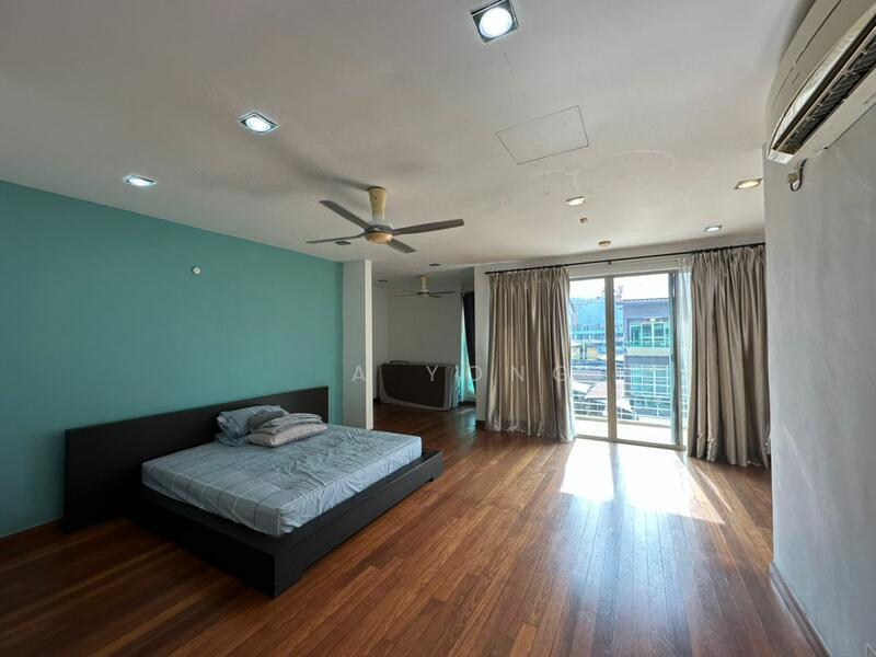 BayGarden @ Bayan Indah - 1