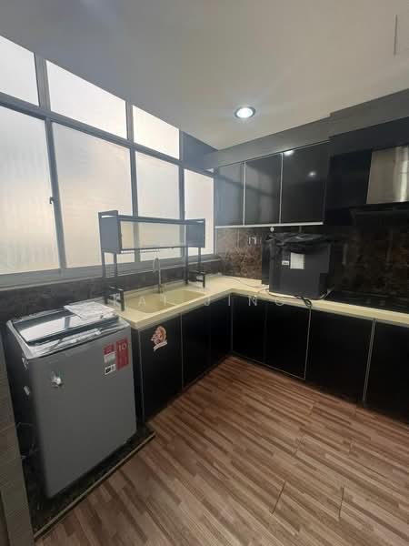 Lake View Suites - 4