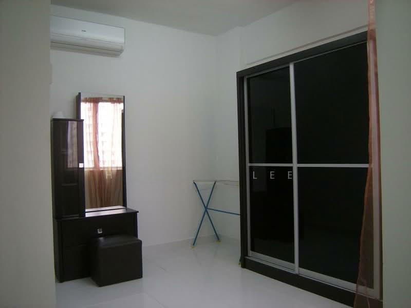 Gurney Heights - 4