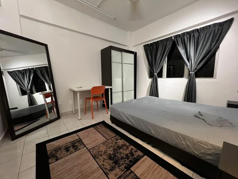 Pelangi Apartment - 5