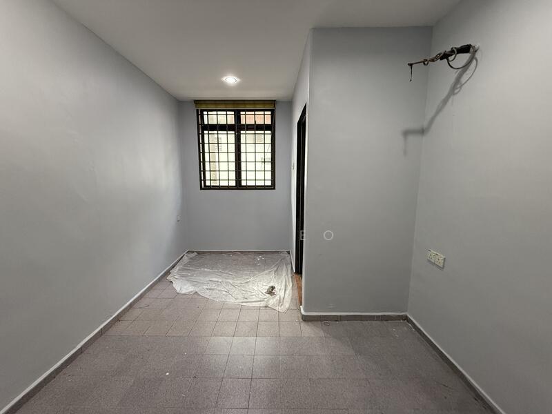 Taman Johor Jaya - 5