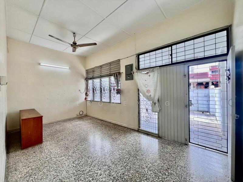 Taman Lip Sin - 1 Storey Terraced Corner - 1