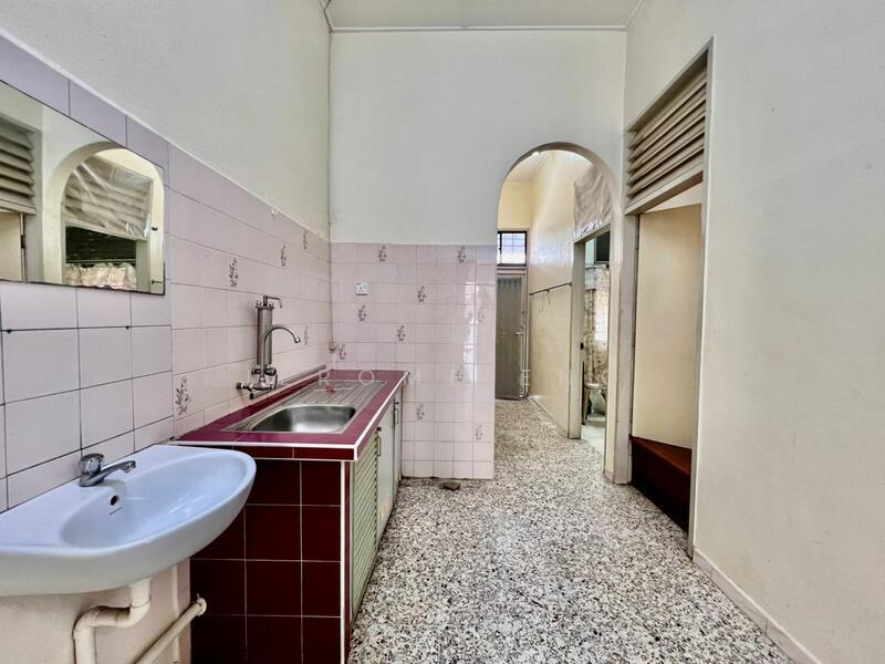 Taman Lip Sin - 1 Storey Terraced Corner - 3