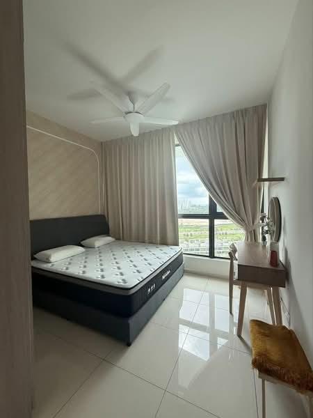 The M @ Medini Macrolink - 4