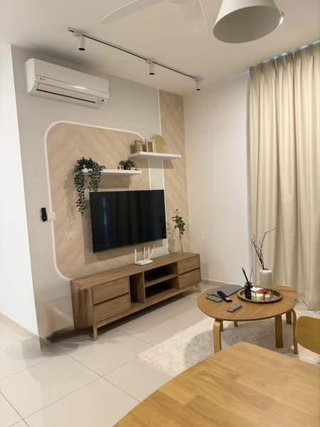 The M @ Medini Macrolink - 2