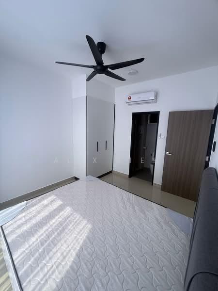 TRELLIS RESIDENCES - 4