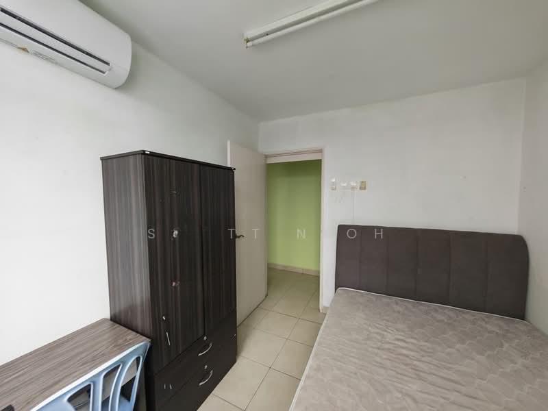 Casa Prima Condominium - 3