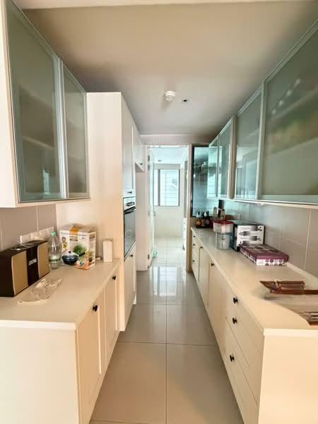 Ara Hill Condominium - 4