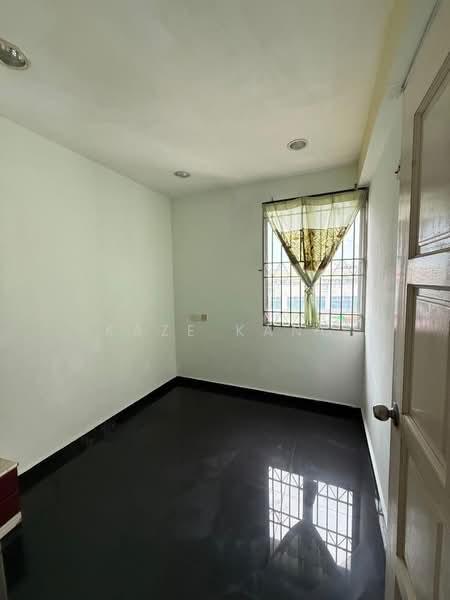 BJ Court Apartment - 5