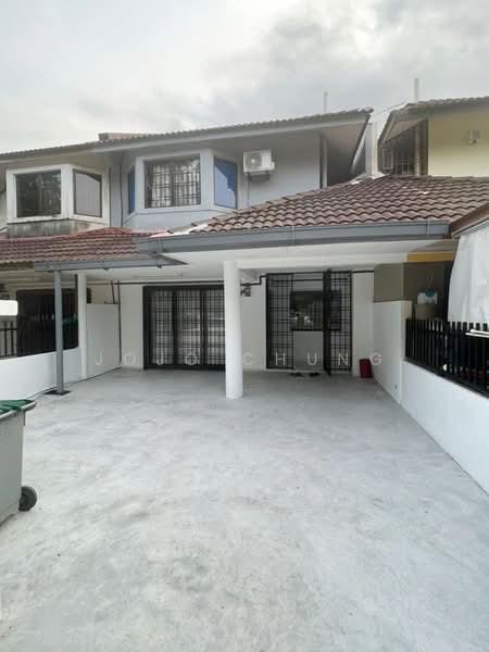 Taman Mount Austin - 3