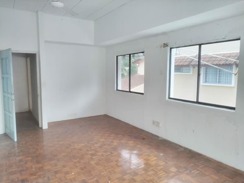 Jalan Oldham, Tanjung Bungah, 11200 Penang - 5