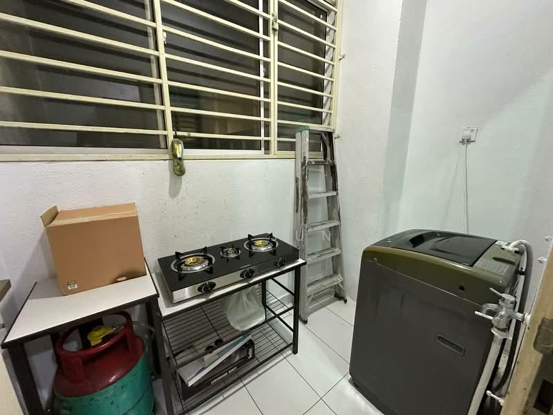 La Thea Residences - 4