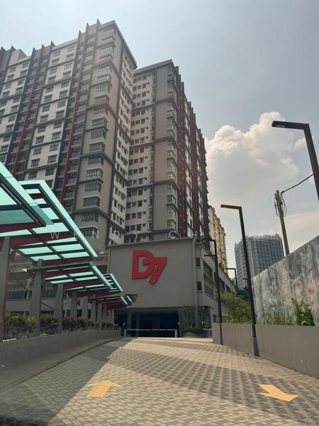 D7 (D'Seven Lagoon Perdana) - 1