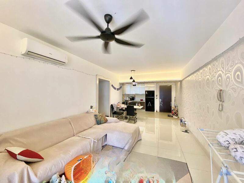 Royalle Condominium - 5