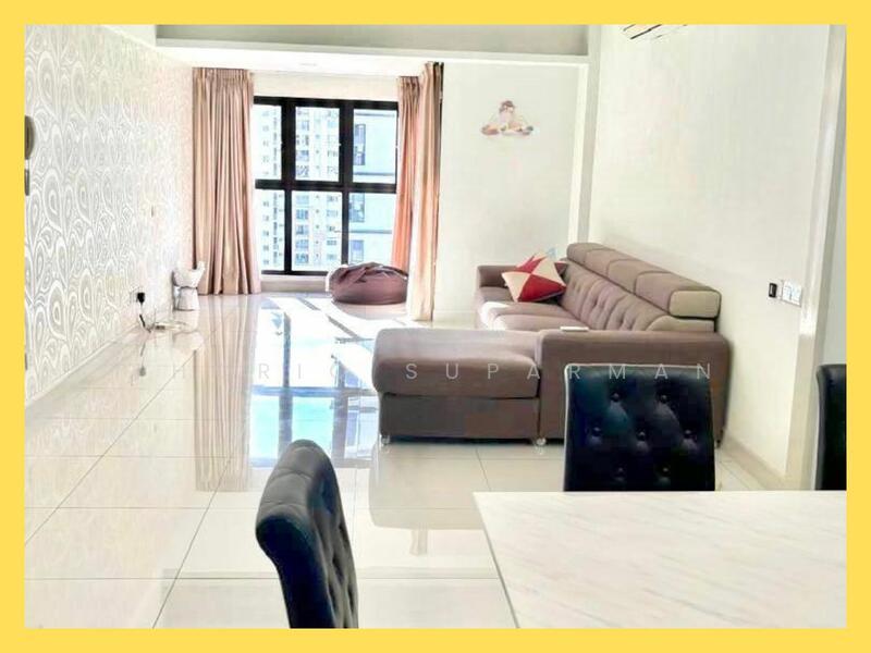 Royalle Condominium - 1