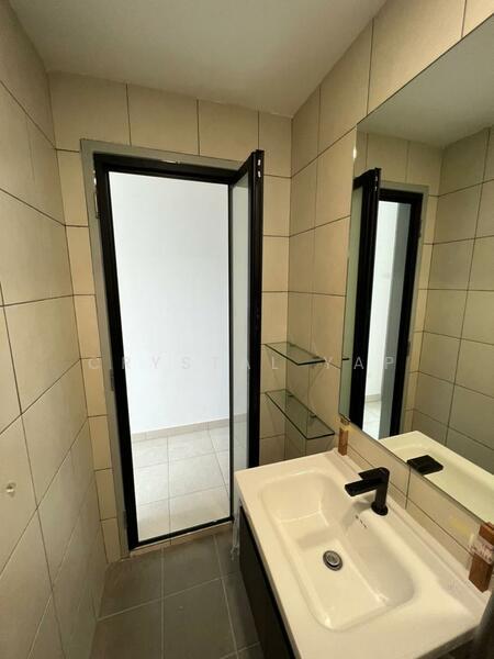 Platinum OUG Residence - 2