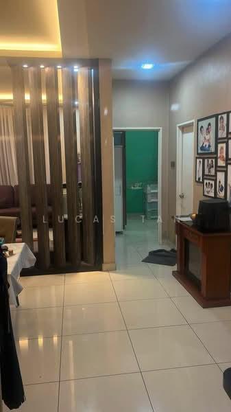 M Condominium @ Larkin - 4