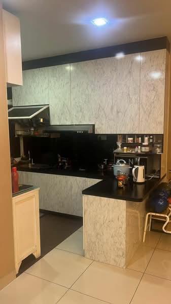 M Condominium @ Larkin - 3