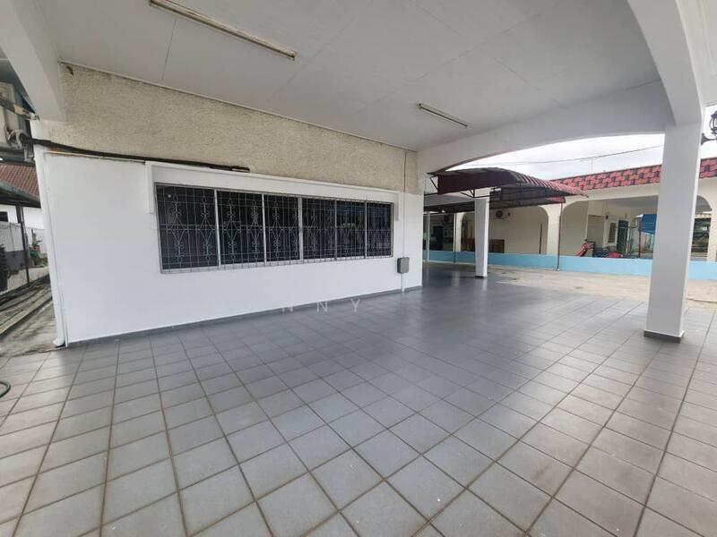 Kelapa Sawit Single Storey Detached House Fully Furnished - 2