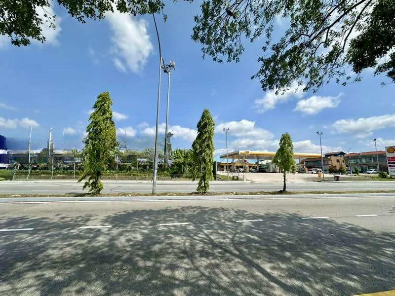 Taman Ungku Tun Aminah - 2
