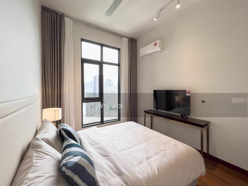 Oxford Residences @ Pavilion Embassy - 1