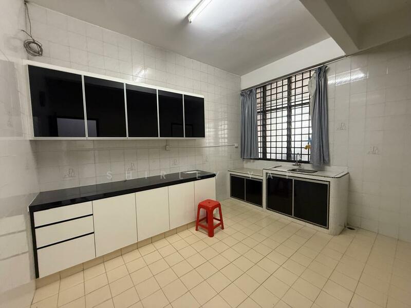 Johor Jaya Rosmerah - 3