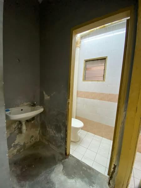 Flat PKNS Section 7 - 3