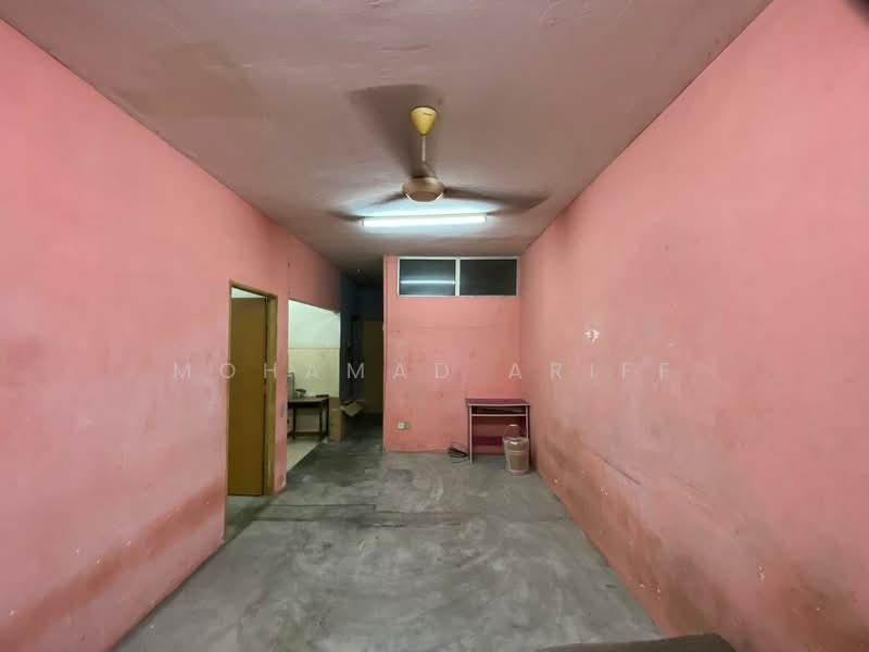 Flat PKNS Section 7 - 5