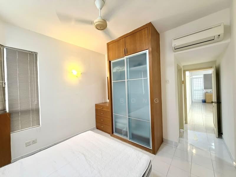 Gurney Park Condominium - 4