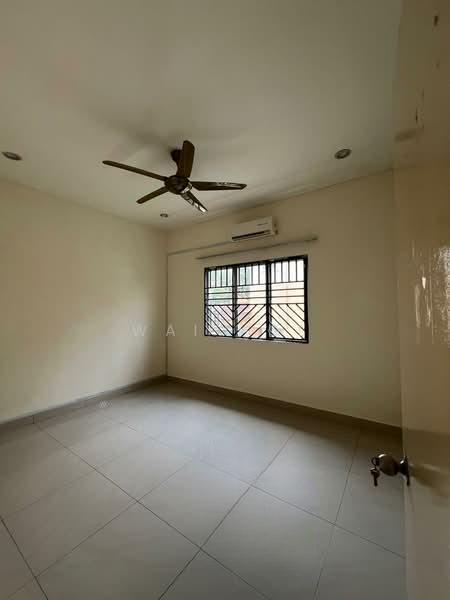Taman Puncak Jalil - 3